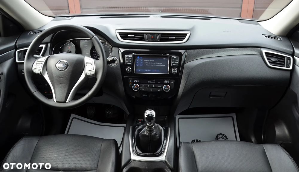 Nissan X-Trail 1.6 DIG-T 360 - 32