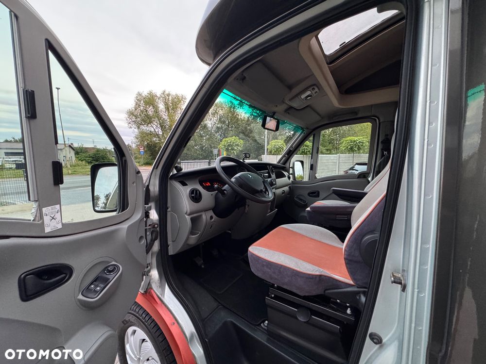 Burstner RENAULT MASTER MEGA VAN - 8
