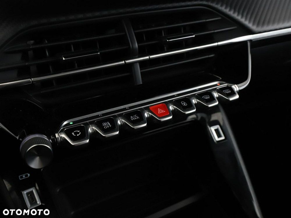 Peugeot 2008 PureTech 100 Allure - 29