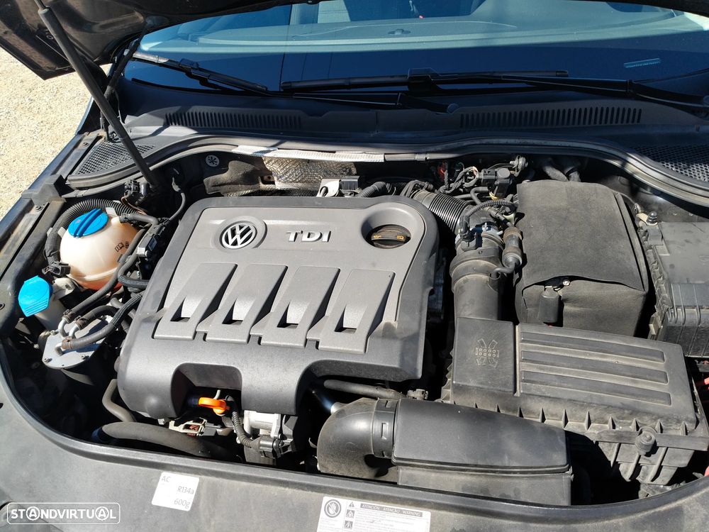 VW Passat CC 2.0 TDi BlueMotion - 11