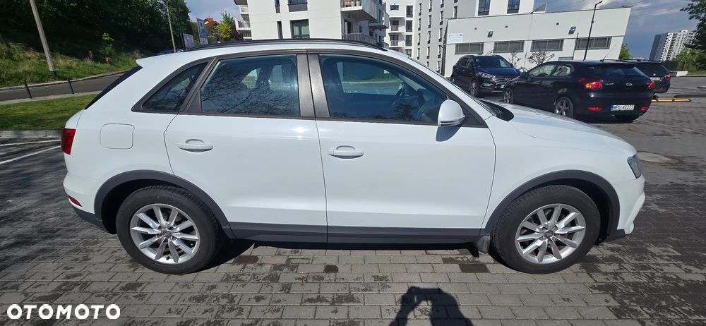 Audi Q3 2.0 TDI sport - 13