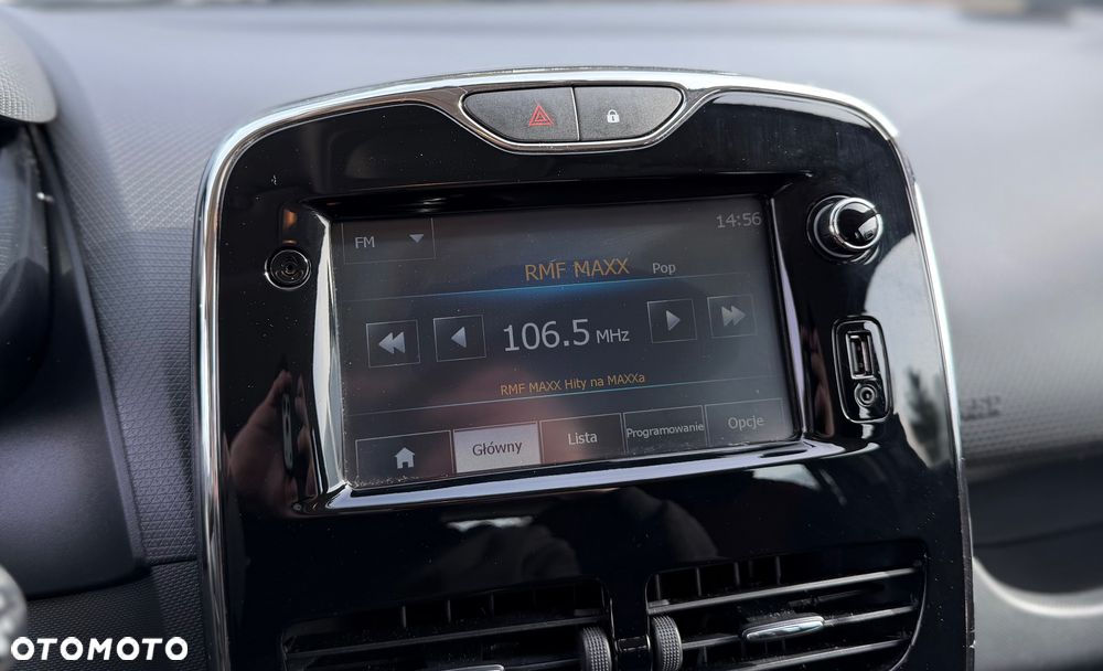 Renault Clio 1.2 16V 75 Expression - 24