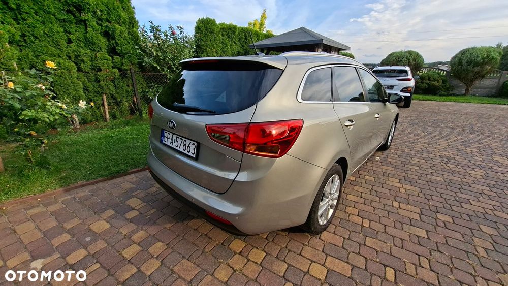 Kia Ceed 1.6 GDI XL - 10