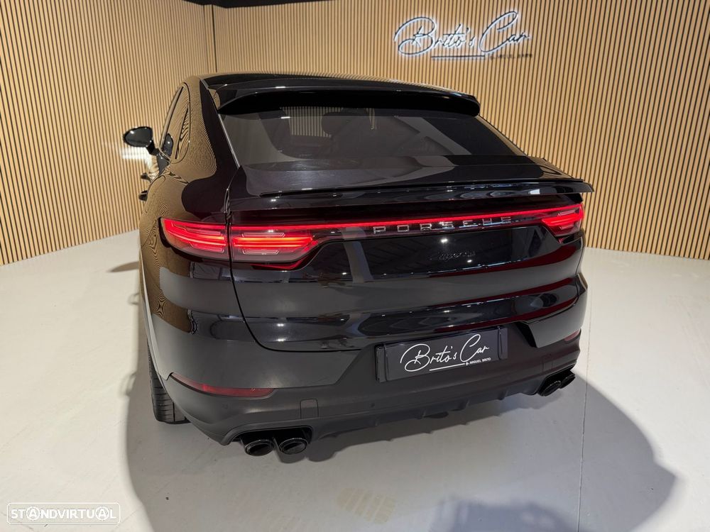 Porsche Cayenne Coupé E-Hybrid Platinum Edition - 31