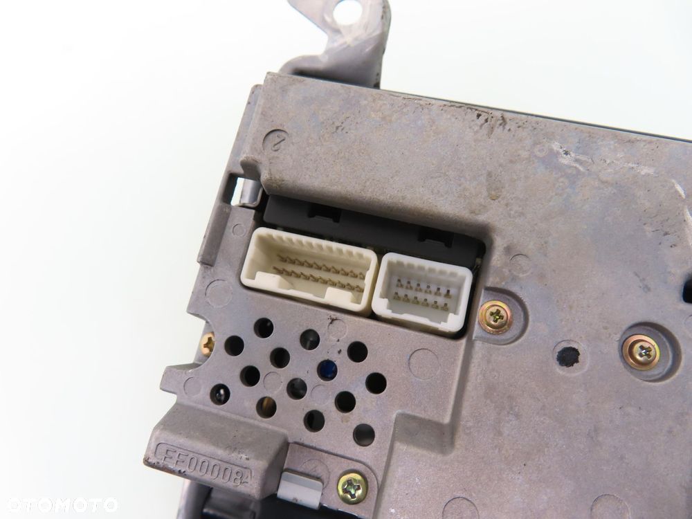 RADIO TOYOTA AVENSIS II T25 8612005080 - 4