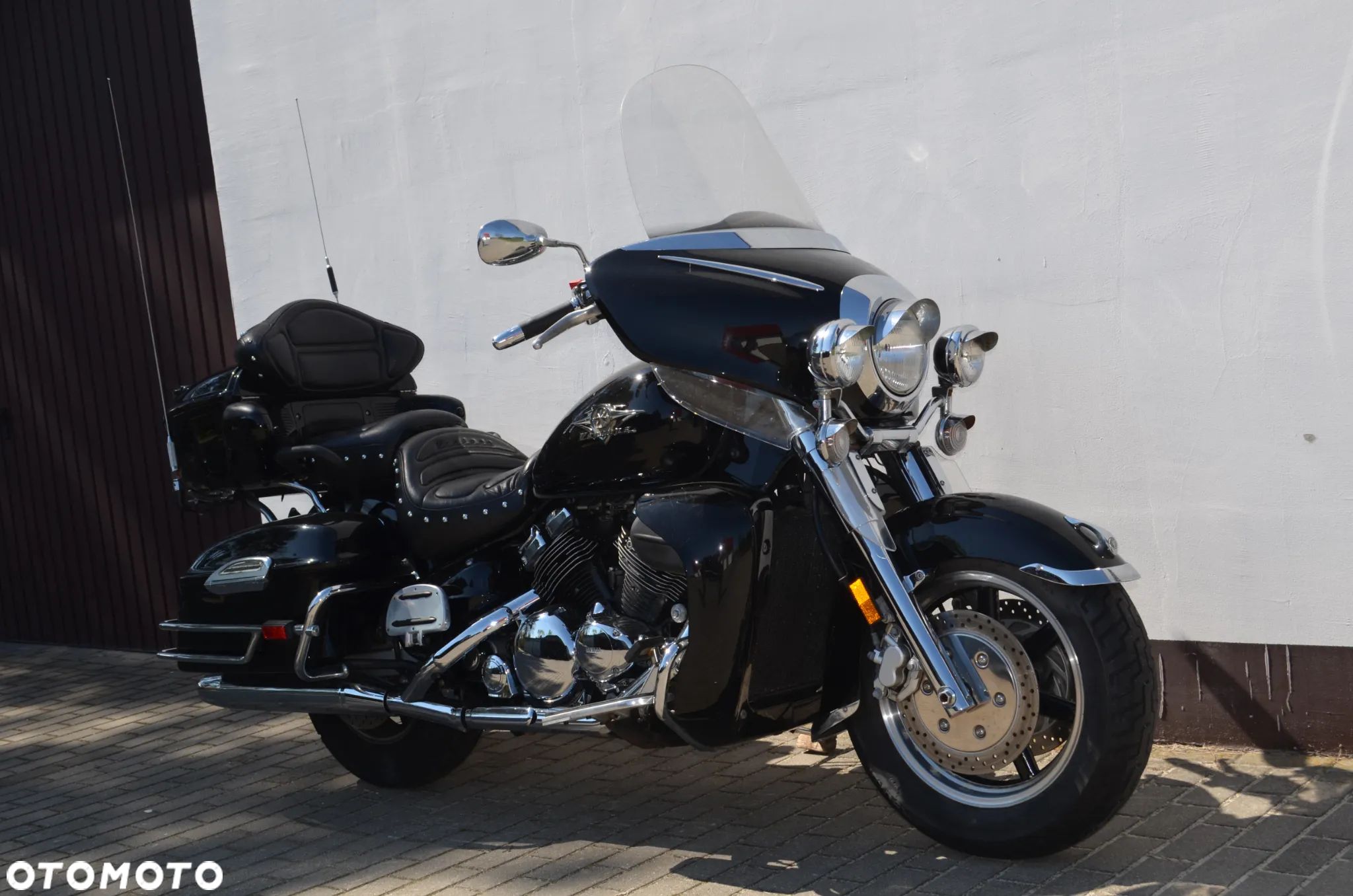 Yamaha Venture - 1