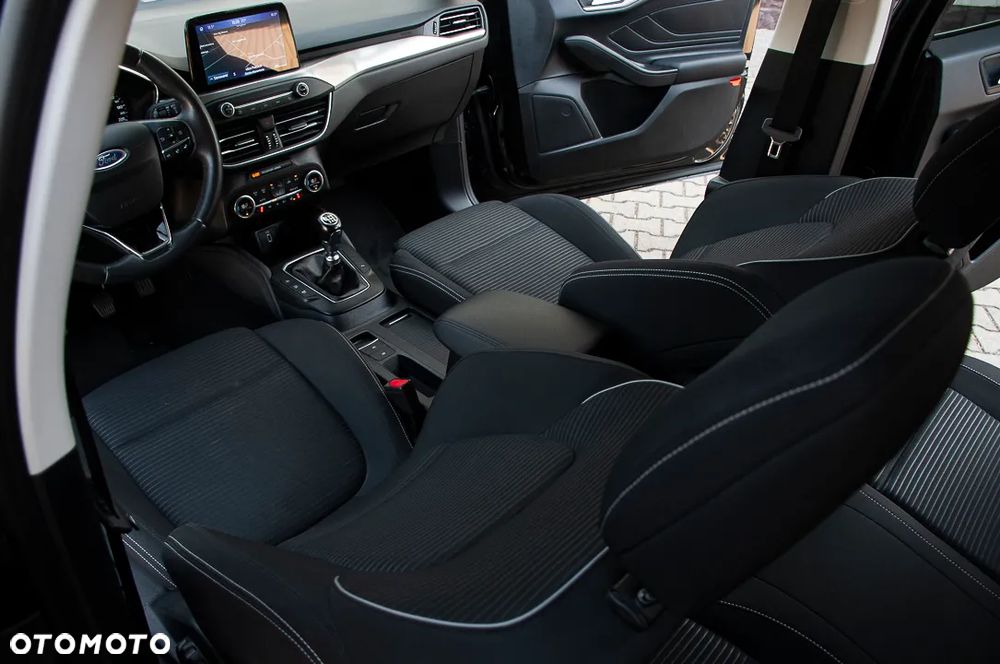 Ford Focus 1.5 EcoBlue Titanium - 34