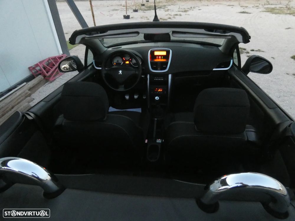 Peugeot 207 CC 1.6 HDi FAP Sport - 10