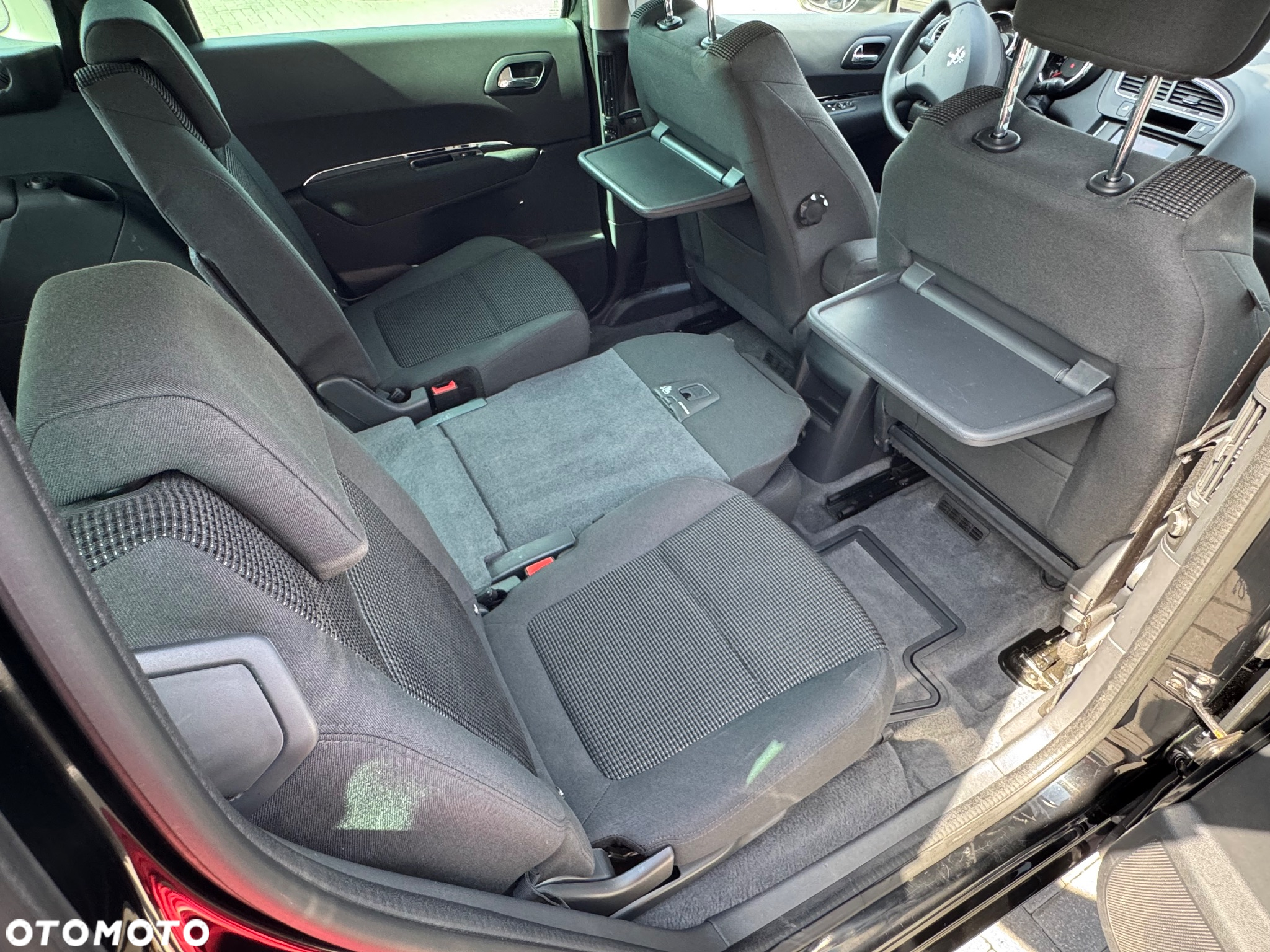 Peugeot 5008 - 30