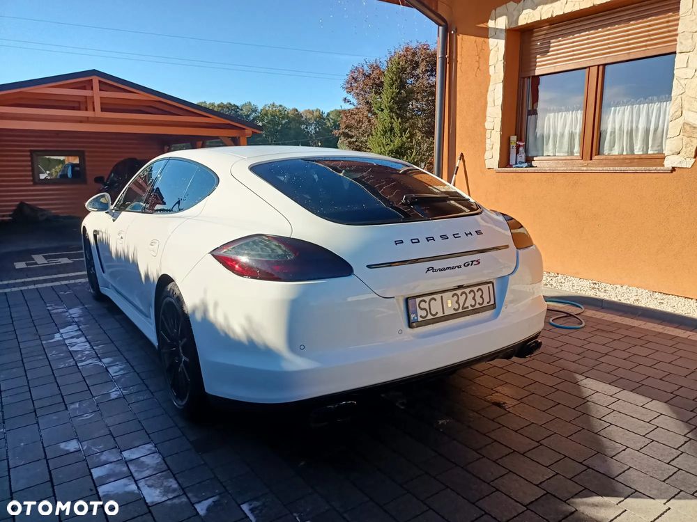 Porsche Panamera GTS PDK - 2