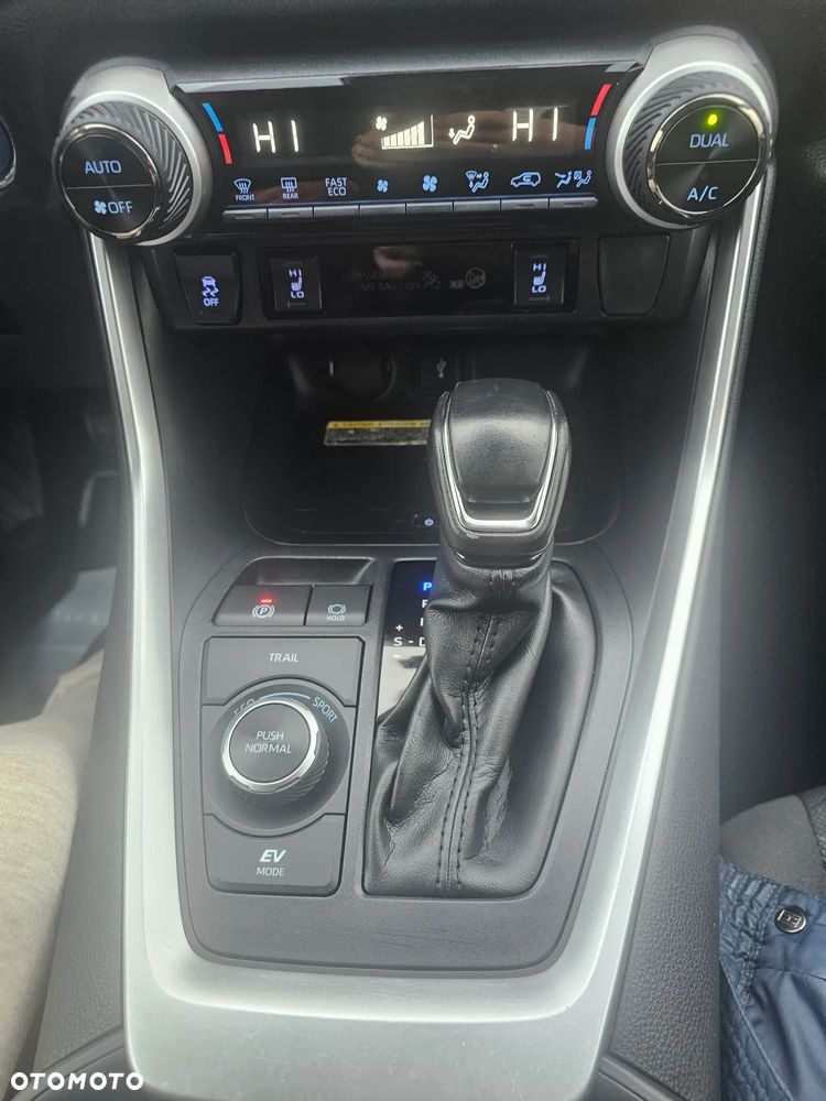 Toyota RAV4 2.5 Hybrid Comfort 4x4 - 6