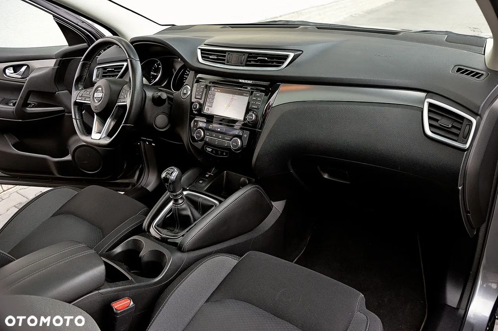Nissan Qashqai 1.5 dCi N-Connecta - 7