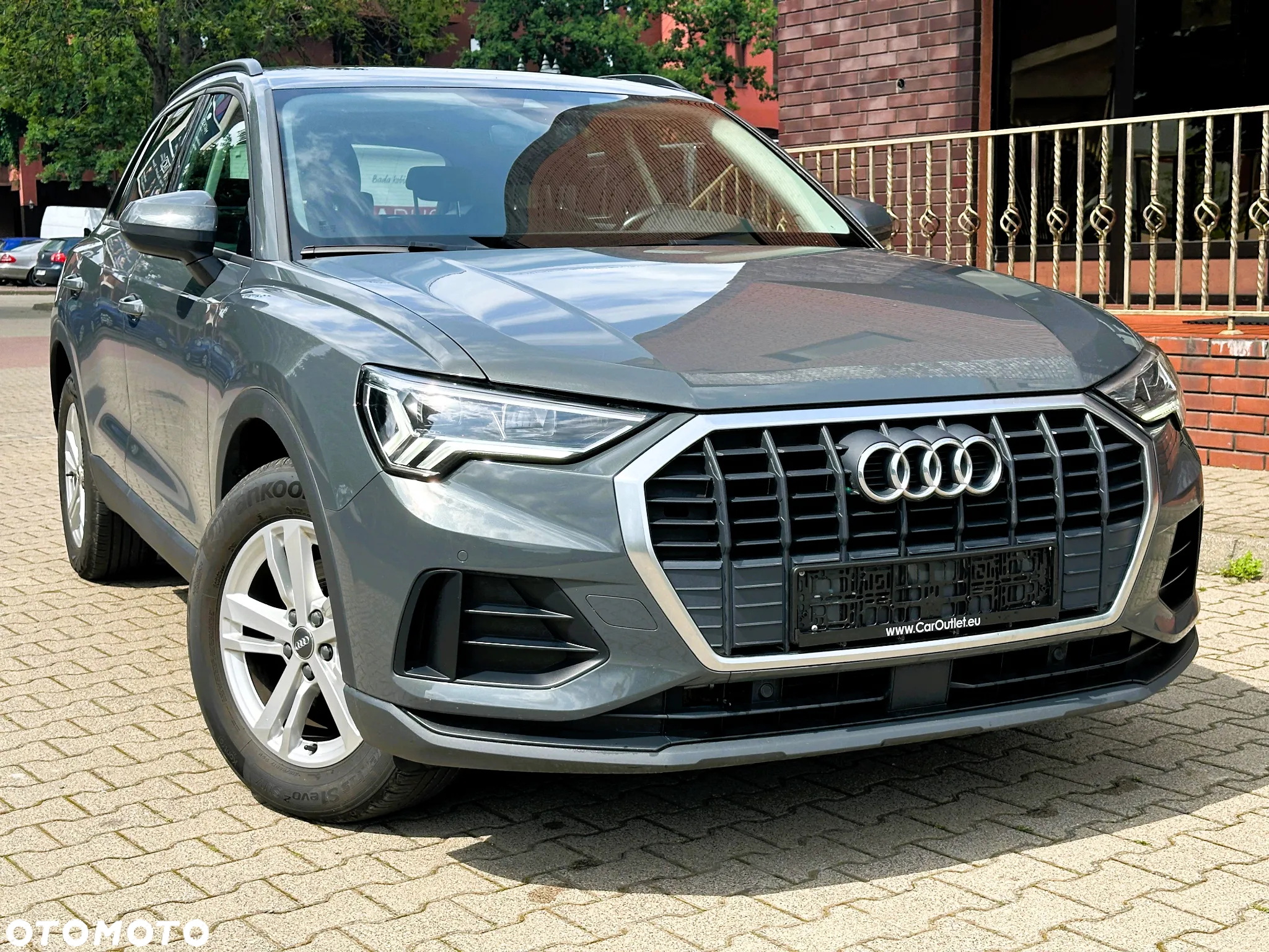 Audi Q3 2.0 TDI S tronic design - 10