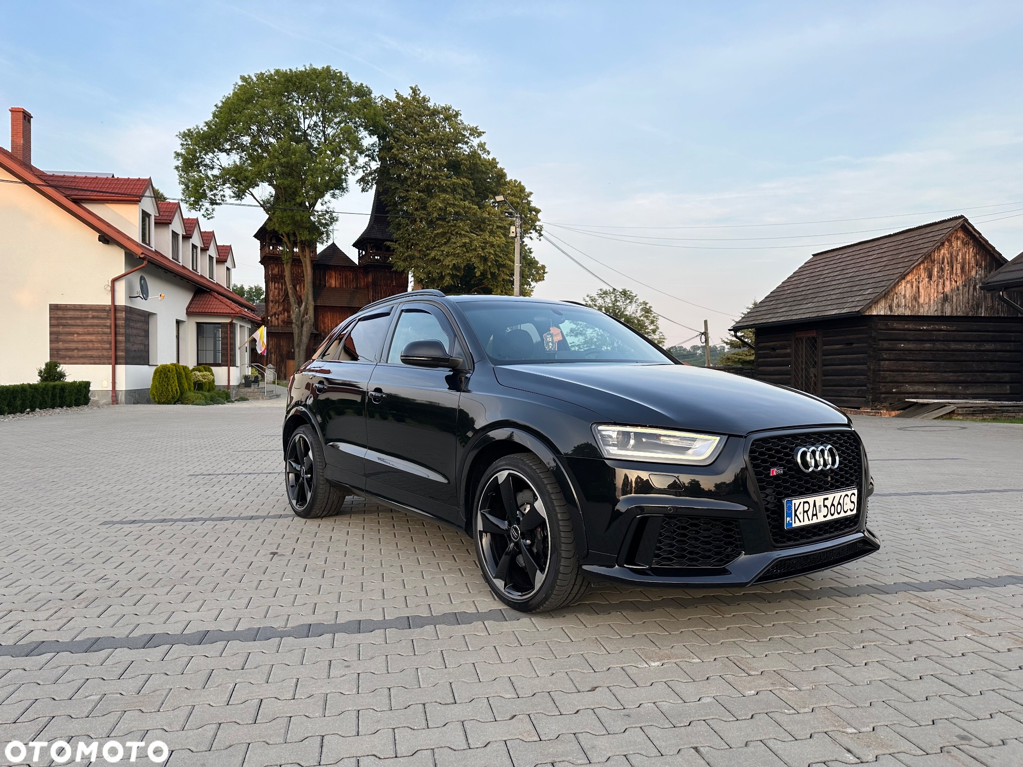 Audi RS Q3 2.5 TFSI quattro S tronic - 25