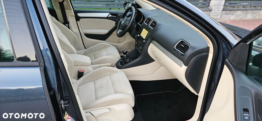 Volkswagen Golf - 19