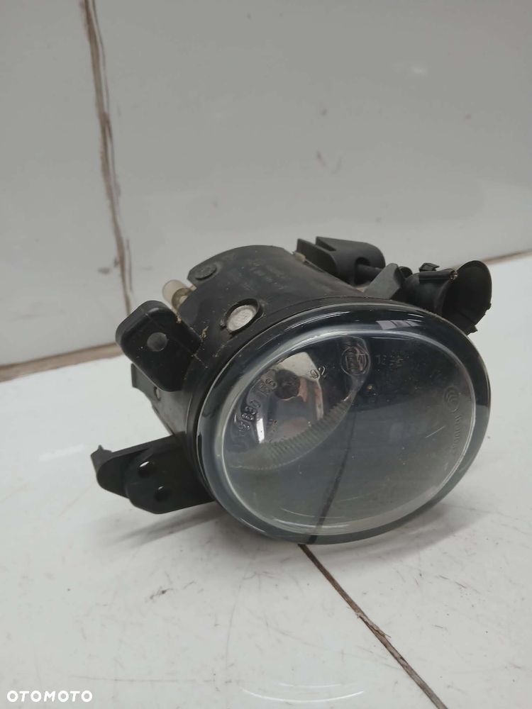 HALOGEN PRAWY PRZÓD PRZEDNI MERCEDES W251 A2518200856 - 2