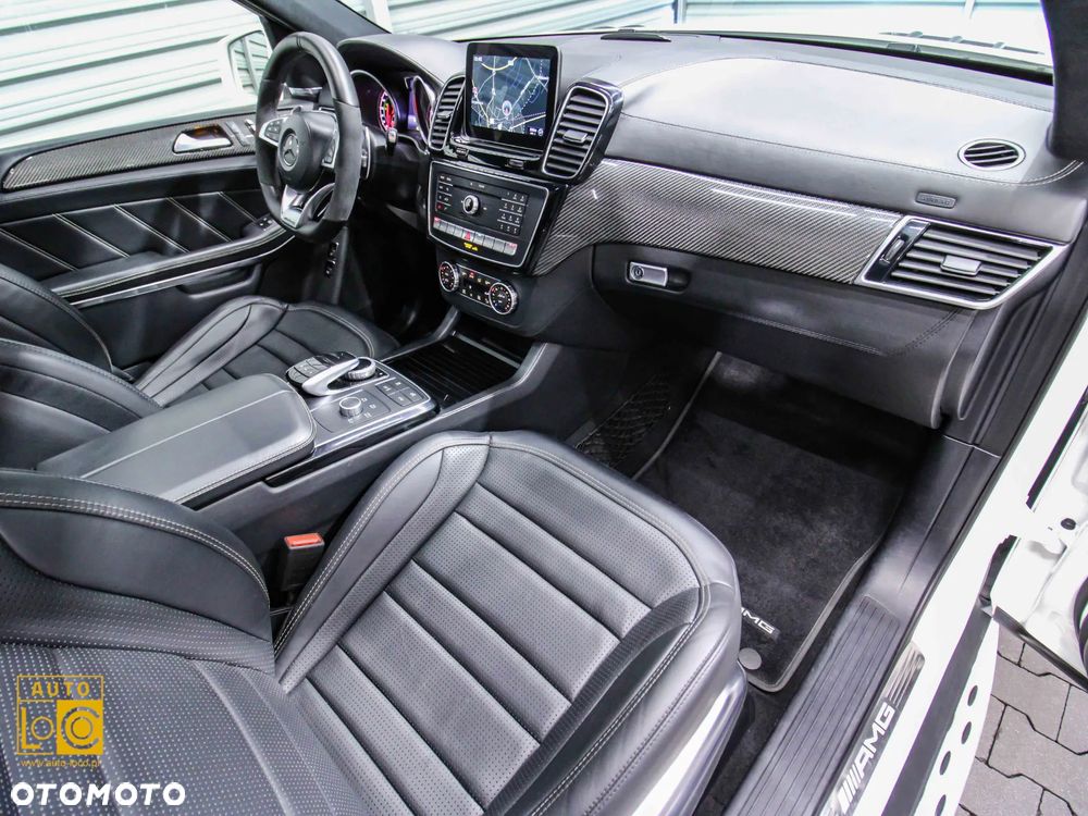 Mercedes-Benz GLS - 9