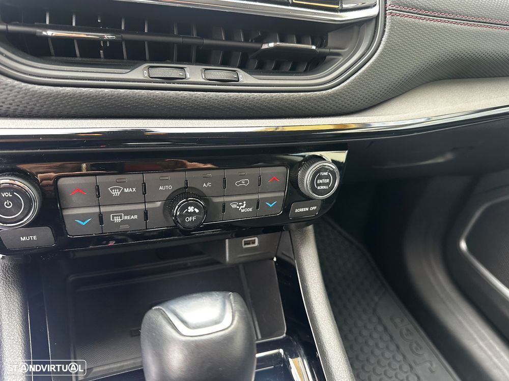 Jeep Compass 1.3 TG Trailhawk - 21