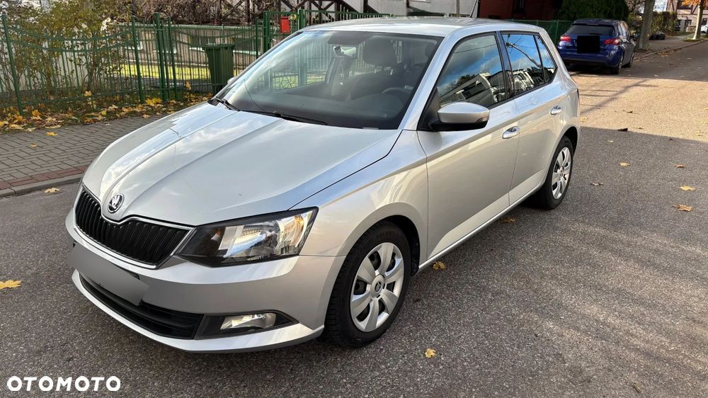 Skoda Fabia 1.2 TSI Active - 1