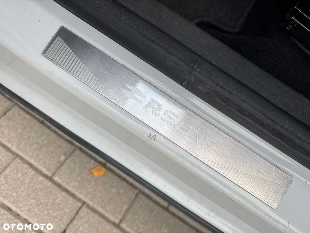 Renault Arkana E-TECH 145 R.S.LINE - 26