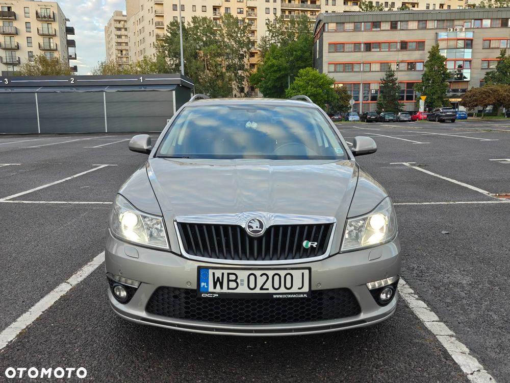 Skoda Octavia 2.0 TDI Elegance - 2