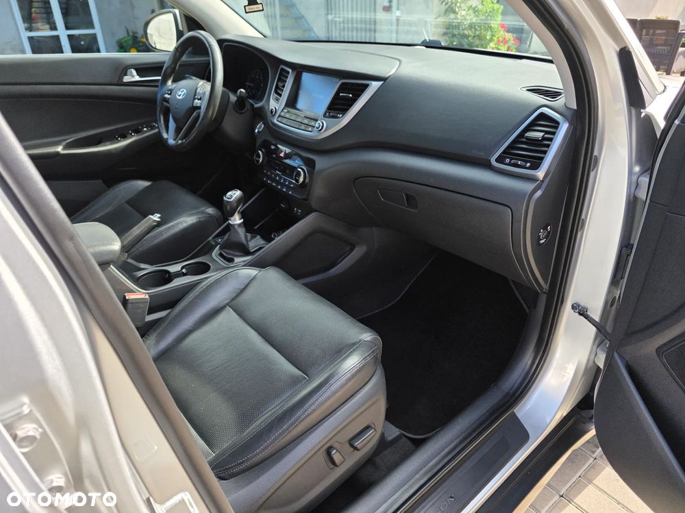 Hyundai Tucson blue 1.7 CRDi 2WD Passion Plus - 31