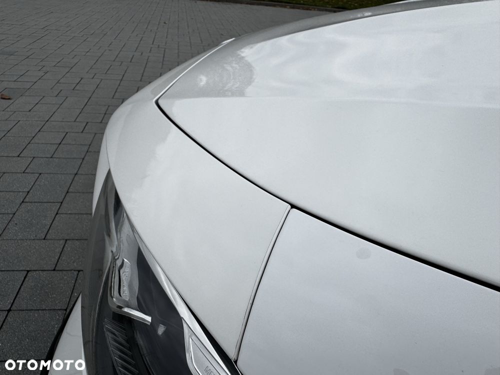 Mercedes-Benz CLS 300 d 4Matic 9G-TRONIC AMG Line - 22