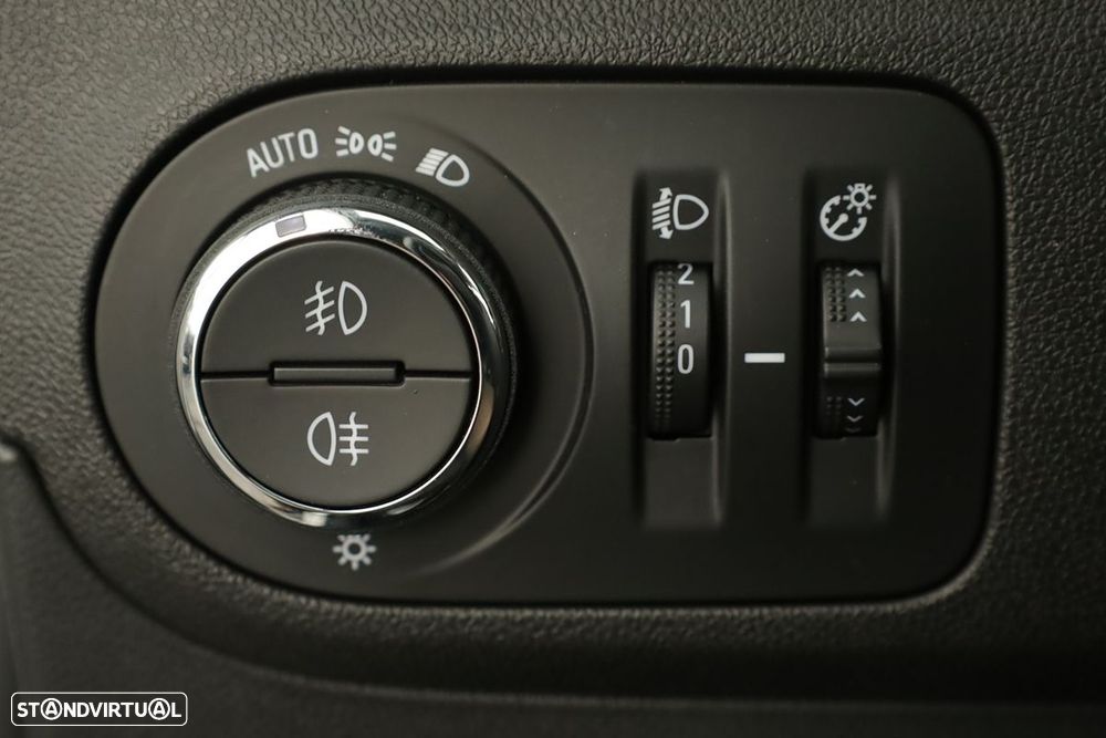 Opel Crossland X 1.2 T 120 Anos - 19