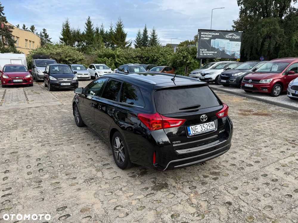 Toyota Auris - 7