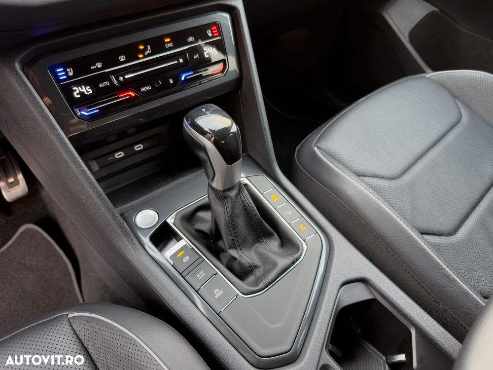 Volkswagen Tiguan - 35