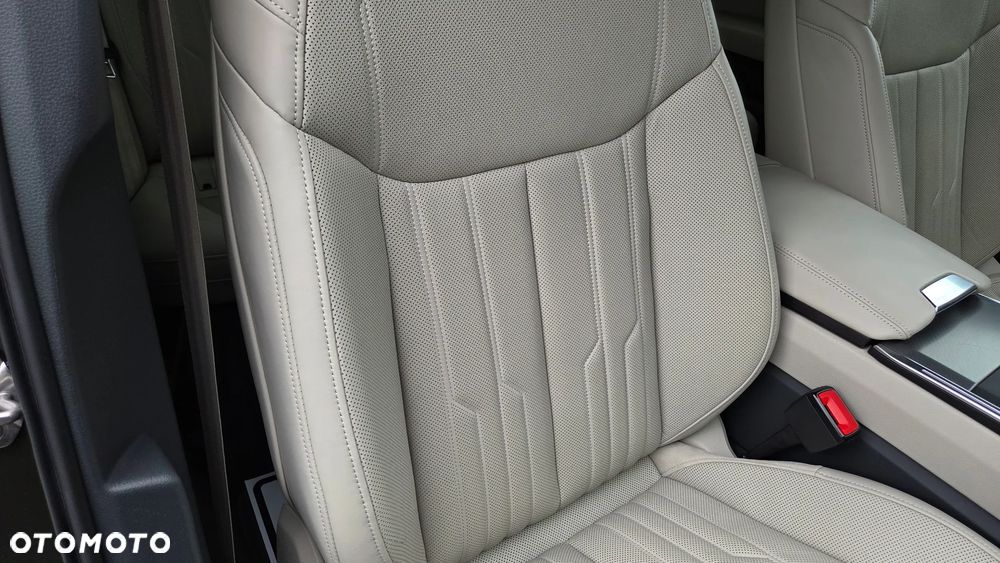 Audi A6 Avant - 13