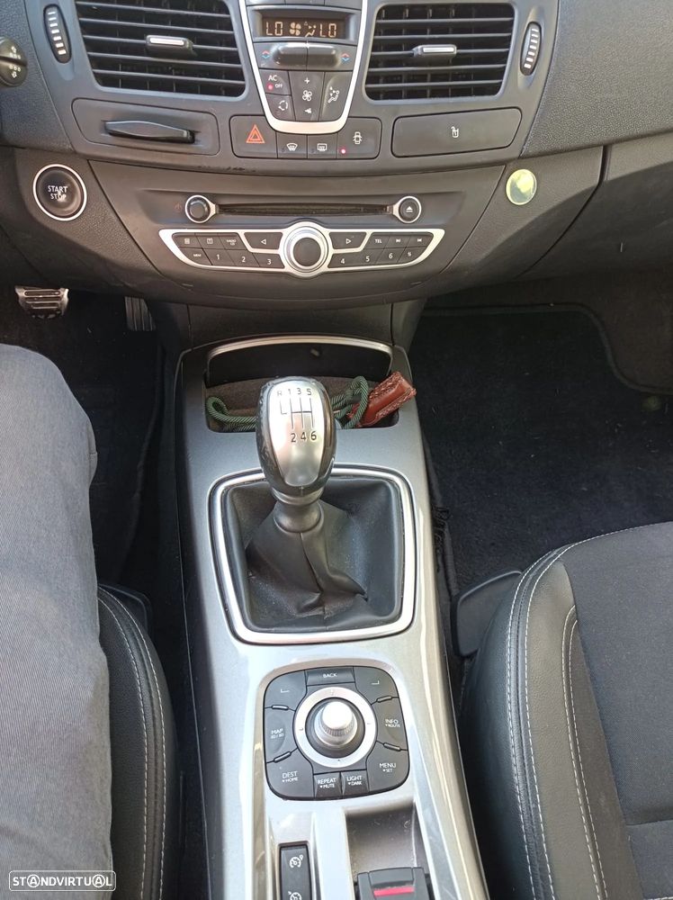 Renault Laguna 1.5 dCi Black Line - 8