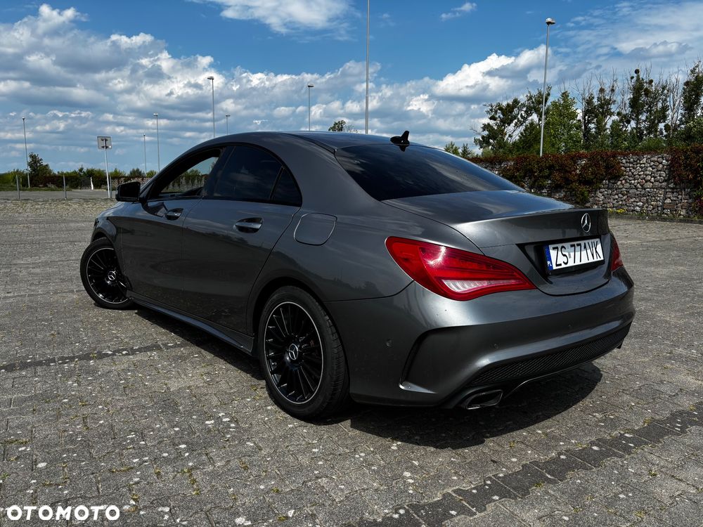 Mercedes-Benz CLA 180 7G-DCT AMG Line - 6