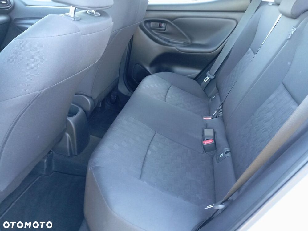 Toyota Yaris 1.5 Comfort - 9
