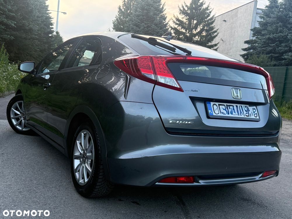 Honda Civic 1.8 Comfort Navi SD - 3