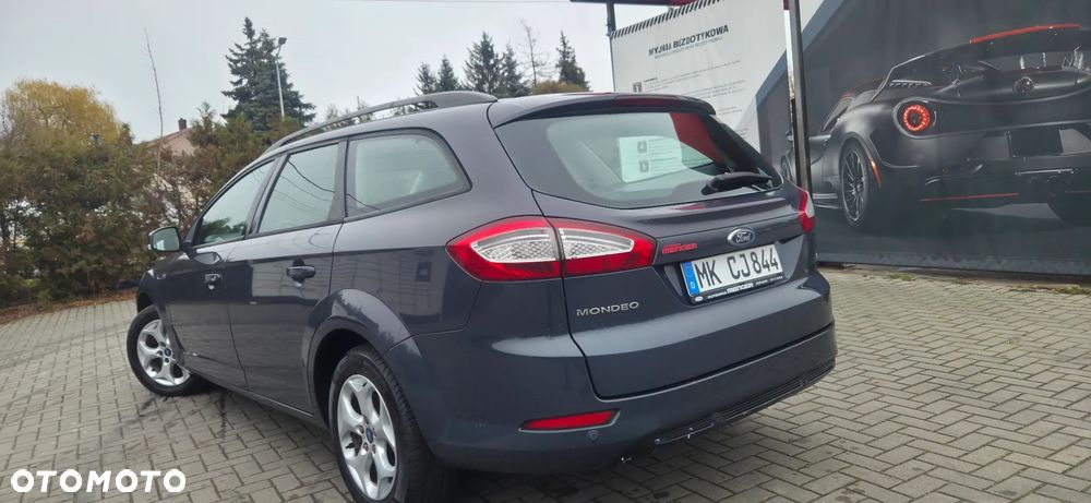 Ford Mondeo 2.0 TDCi Ghia - 10