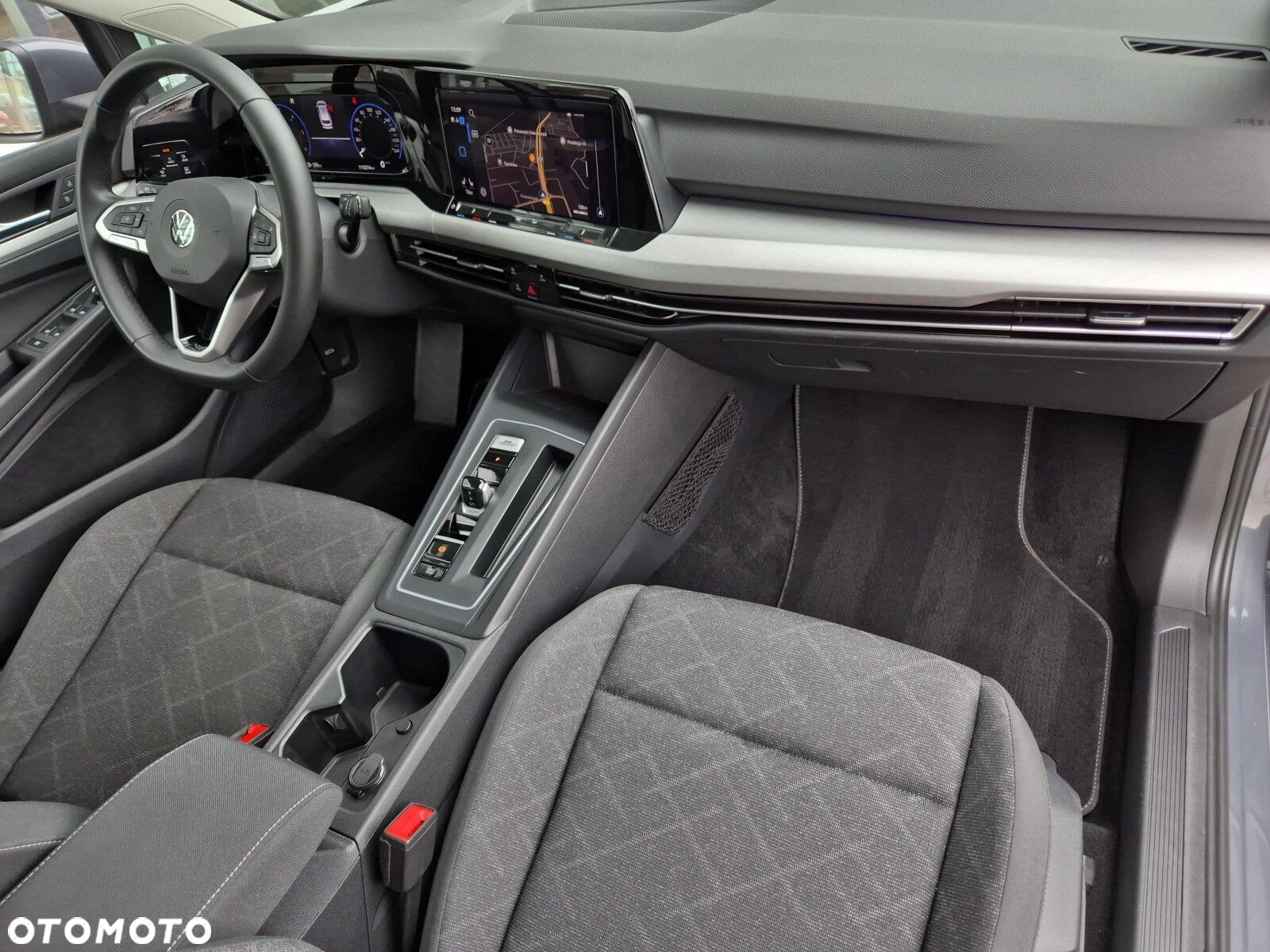 Volkswagen Golf - 10