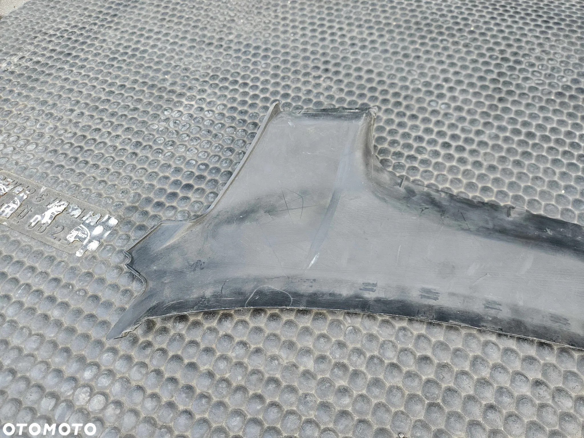 Oslona 4F0807081 Pasa Przedniego Zderzaka Nakladka Maskownica Zamek Audi A6 C6 2005r - 14