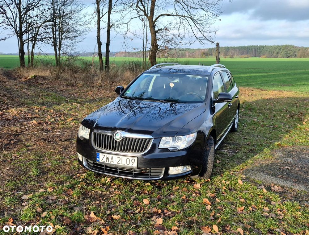 Skoda Superb 2.0 TDI 4x4 DSG Elegance - 8