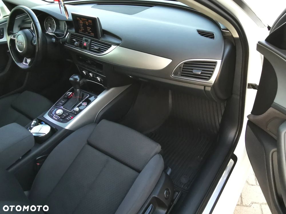 Audi A6 Avant - 22