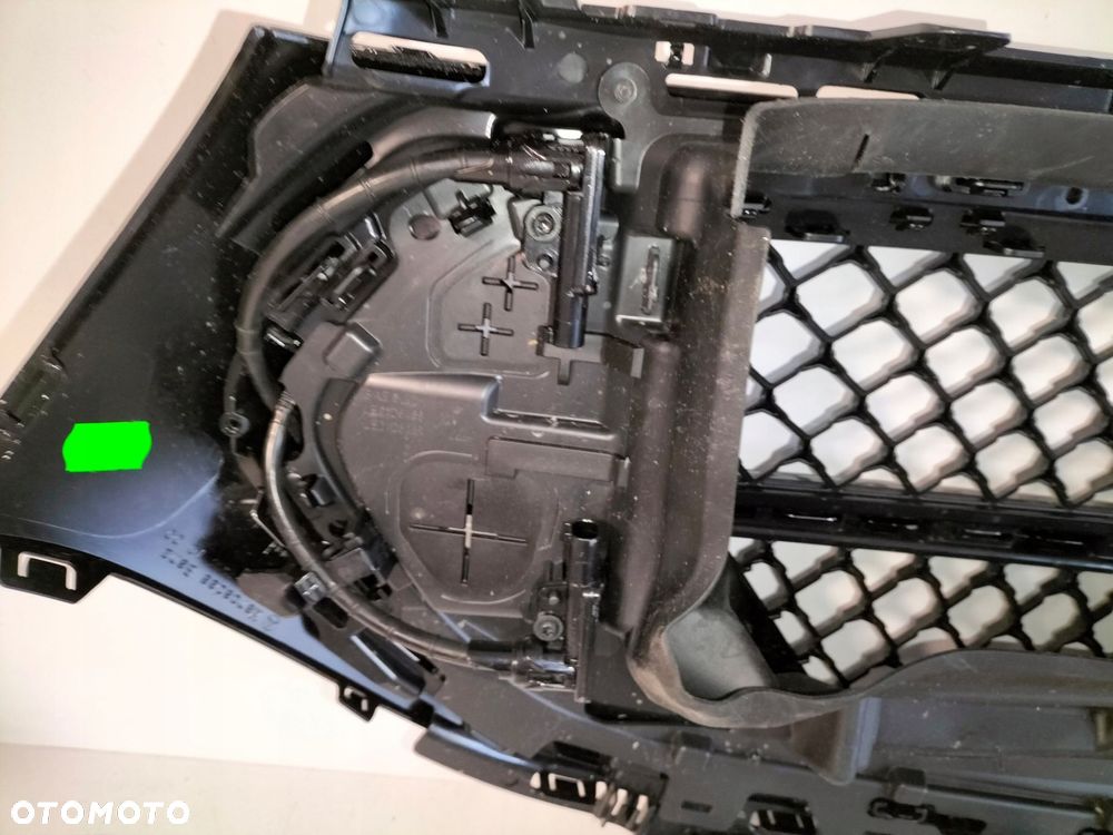 atrapa kratka grill mercedes e klasa w214 22- amg led silver diamond - 8