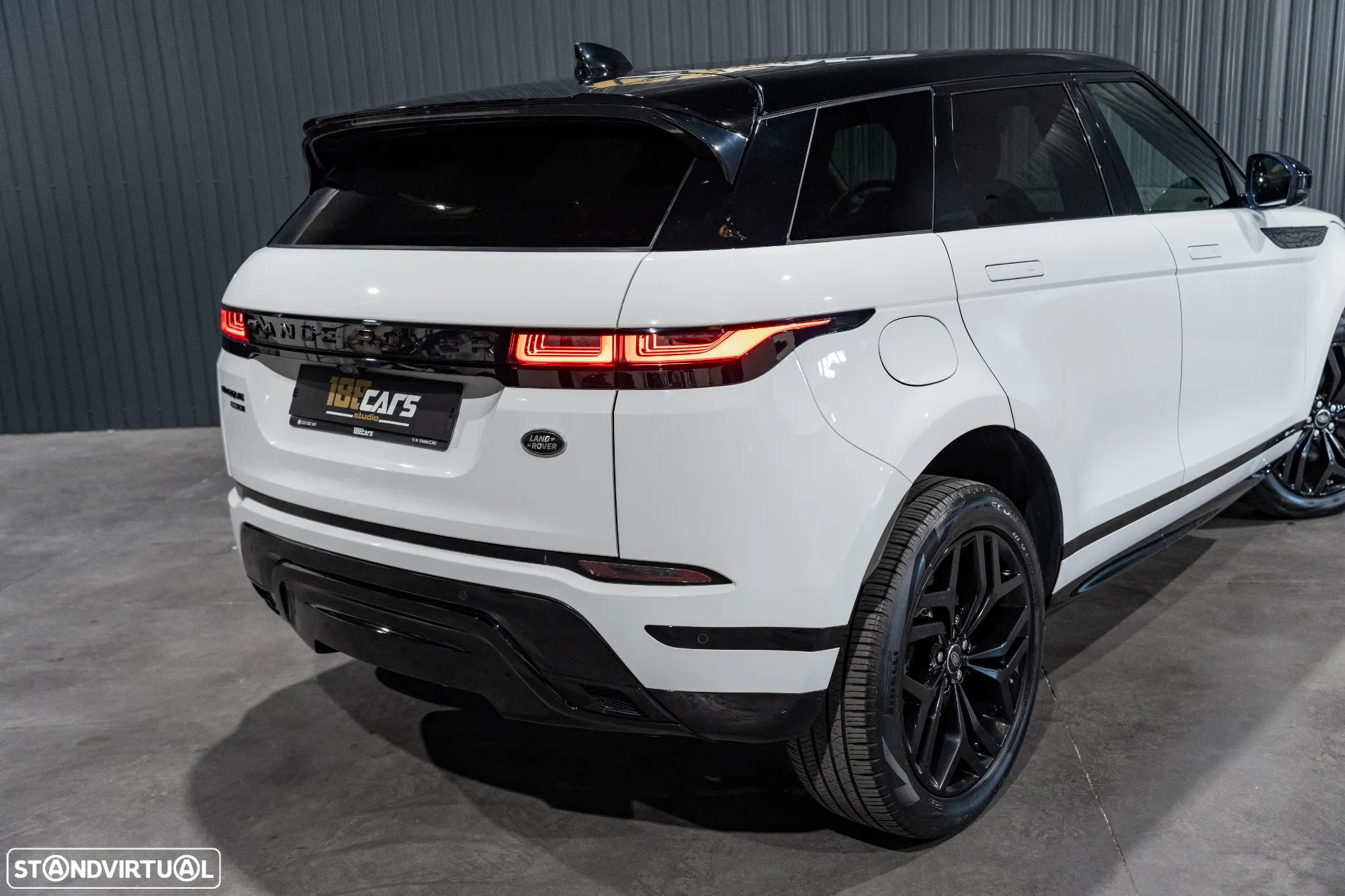 Land Rover Range Rover Evoque 1.5 P300e AWD R-Dynamic SE Auto - 52