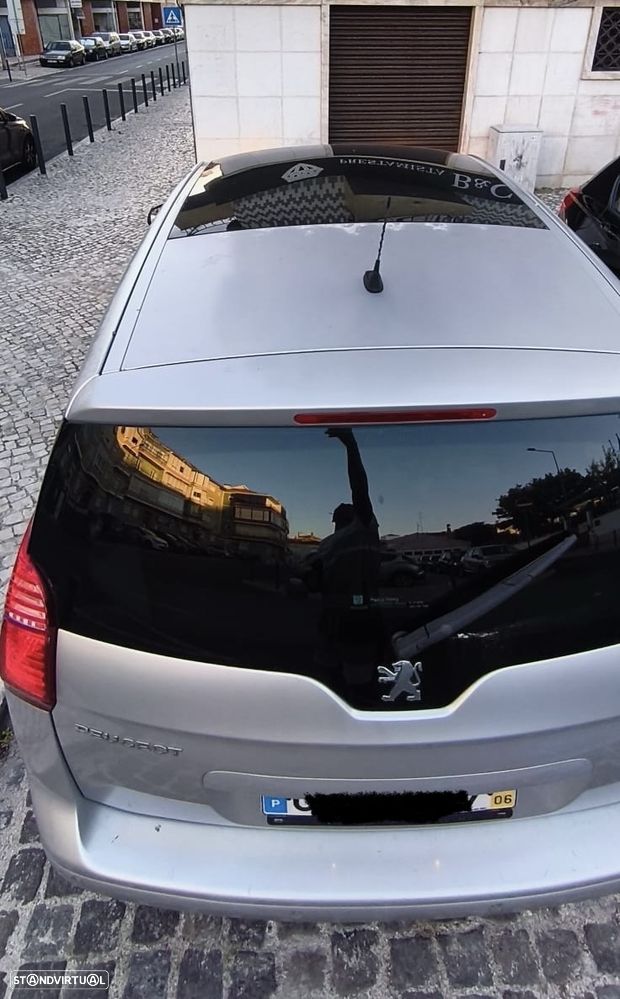 Peugeot 5008 1.6 HDi Executive - 3