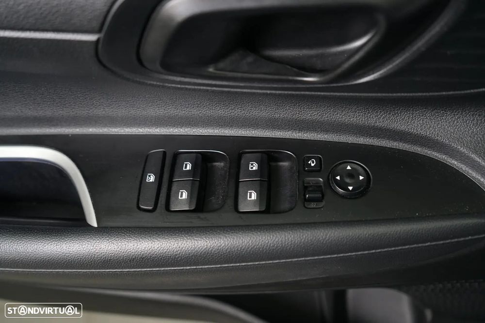 Hyundai Bayon 1.0 T-GDI Premium - 22
