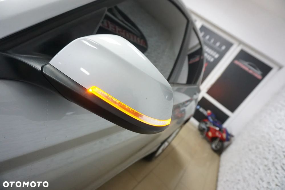 BMW Seria 1 120d Urban Line - 14