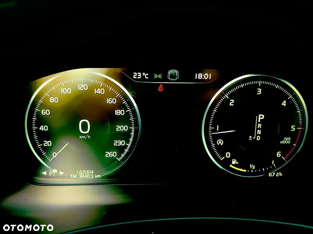 Volvo S90 D5 AWD Inscription - 12