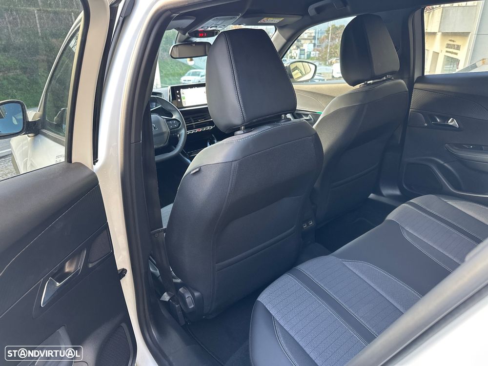 Peugeot 2008 1.2 PureTech Allure Pack - 15