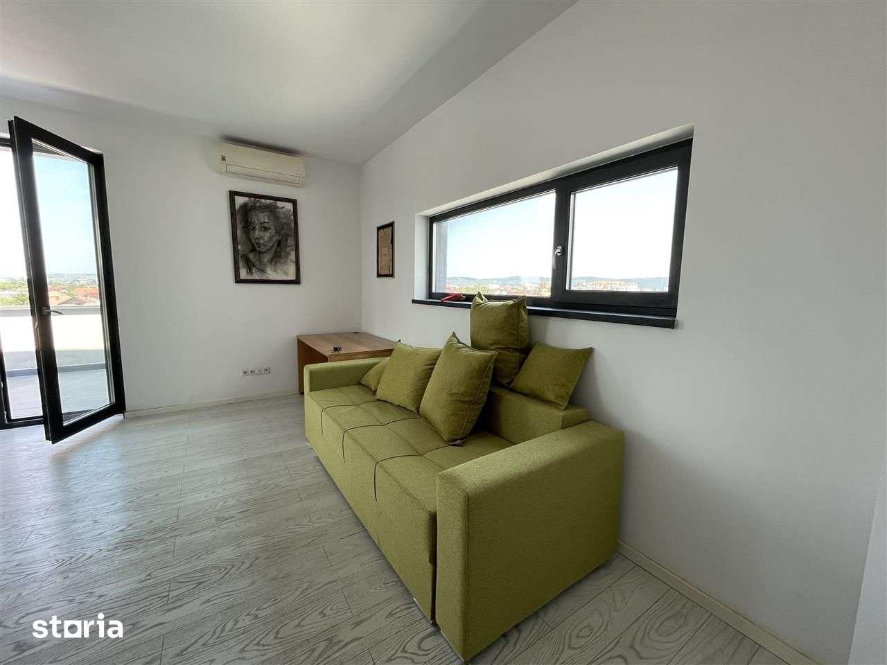 Penthouse 3 camere, 2 terase, parcare, Calea Surii Mici - de inchiriat — fotografia 2