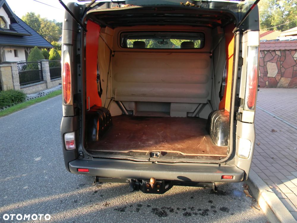 Opel Vivaro - 27