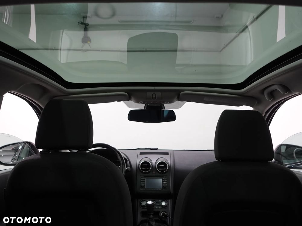 Nissan Qashqai 2.0 dCi DPF I-Way - 24